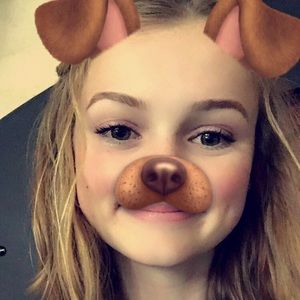 Meet your Posher, Brooke